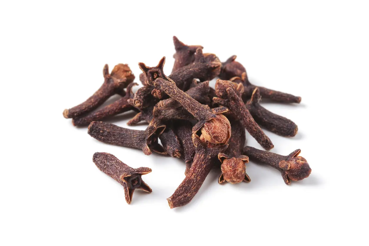 Cloves Benefits, Side Effects, and Practical Uses
